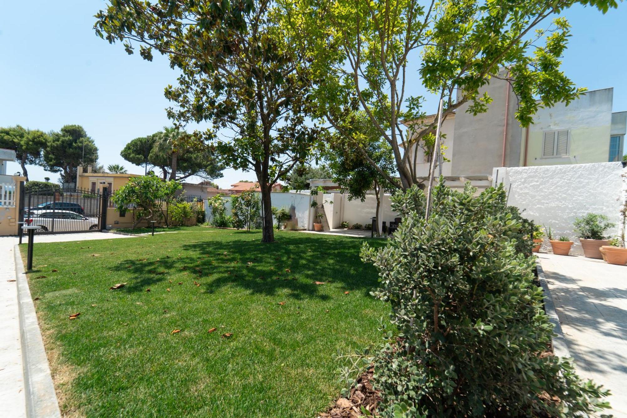 Aparthotel Paquja Quartu SantʼElena Exterior foto